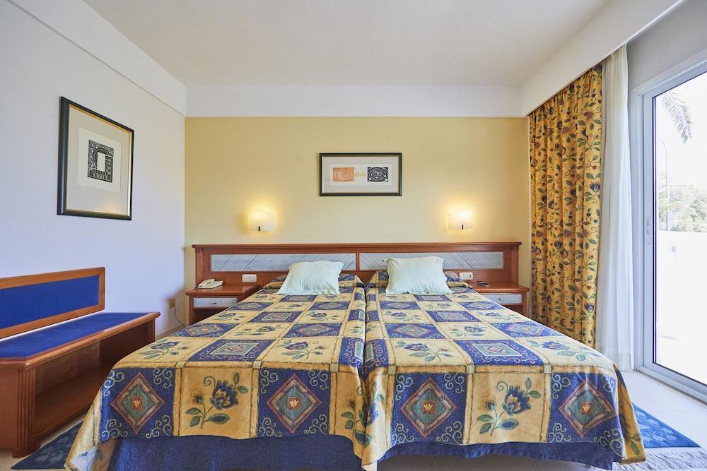 Hotel Rocamarina - Adults Only กาลาดอร์ ภายนอก รูปภาพ